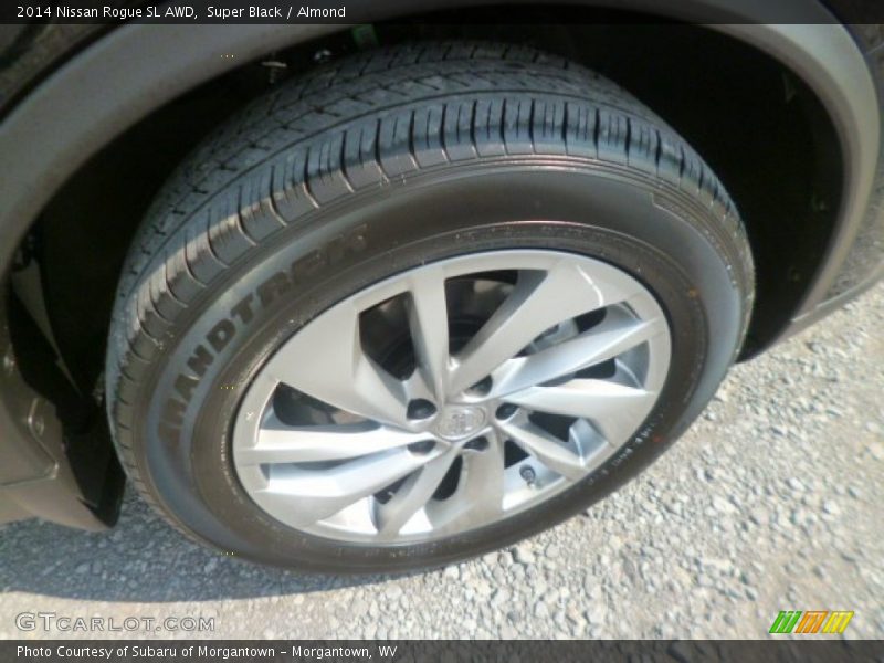 Super Black / Almond 2014 Nissan Rogue SL AWD