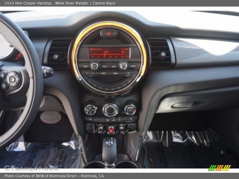 White Silver Metallic / Carbon Black 2014 Mini Cooper Hardtop