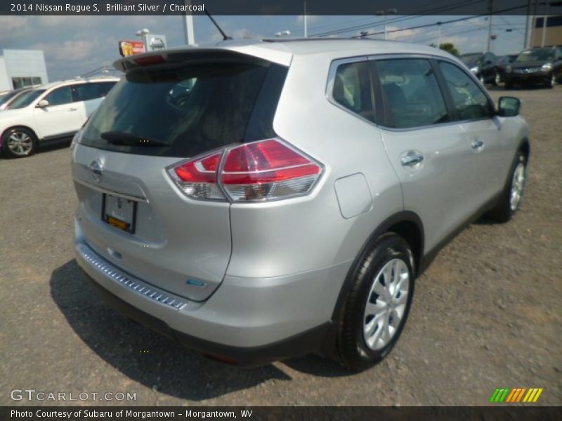 Brilliant Silver / Charcoal 2014 Nissan Rogue S