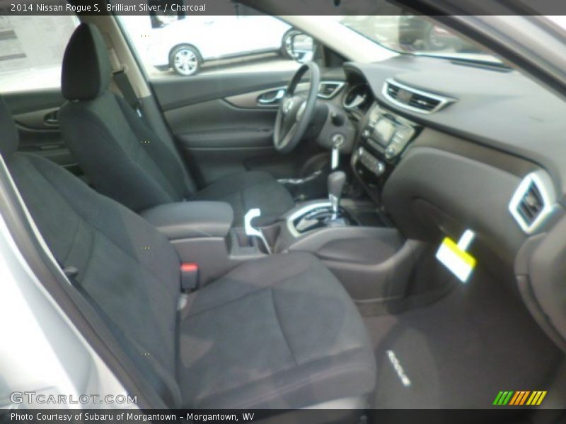Brilliant Silver / Charcoal 2014 Nissan Rogue S