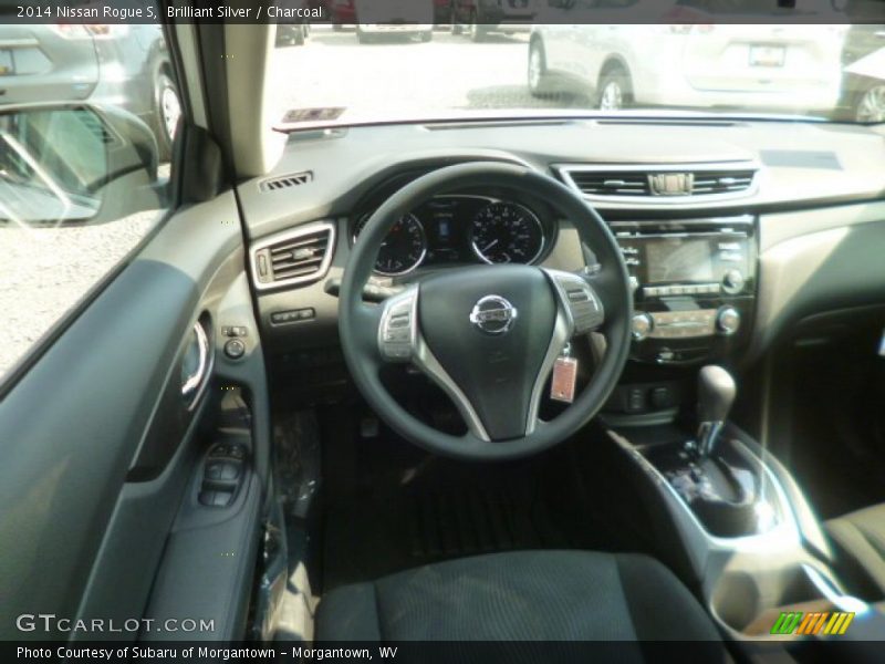 Brilliant Silver / Charcoal 2014 Nissan Rogue S
