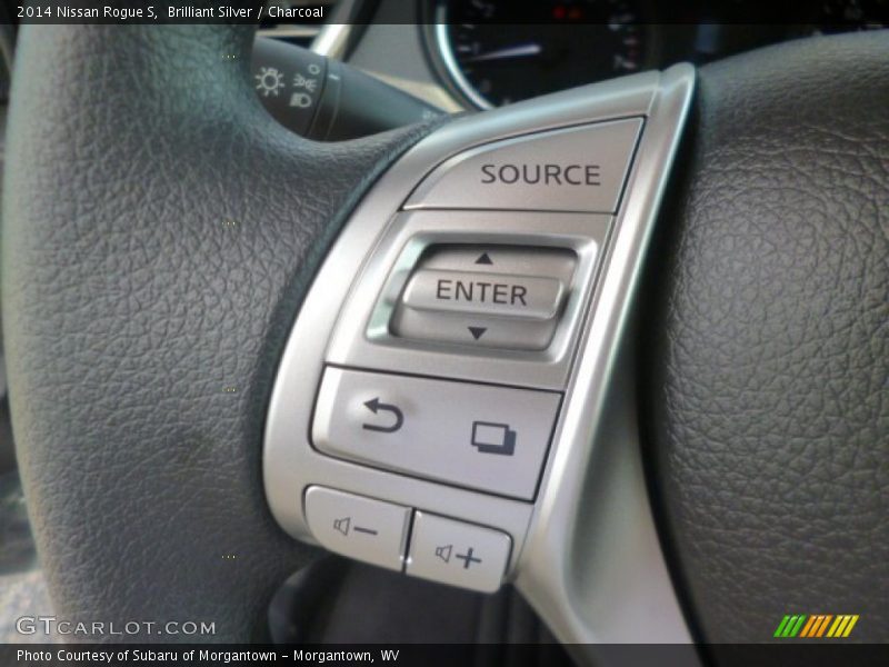 Brilliant Silver / Charcoal 2014 Nissan Rogue S