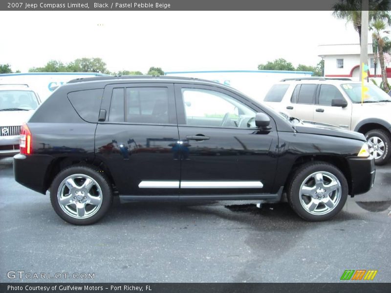 Black / Pastel Pebble Beige 2007 Jeep Compass Limited