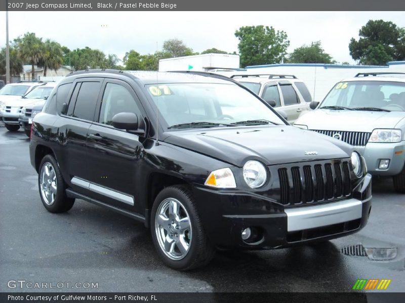 Black / Pastel Pebble Beige 2007 Jeep Compass Limited