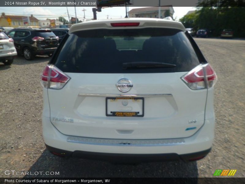 Moonlight White / Charcoal 2014 Nissan Rogue SV