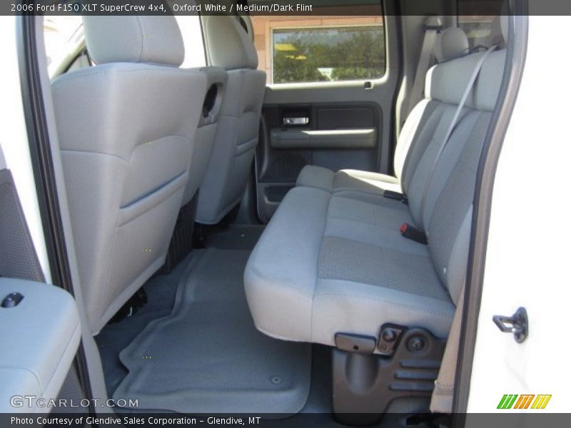 Oxford White / Medium/Dark Flint 2006 Ford F150 XLT SuperCrew 4x4