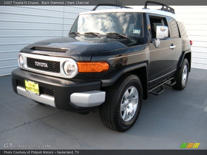 Black Diamond / Dark Charcoal 2007 Toyota FJ Cruiser