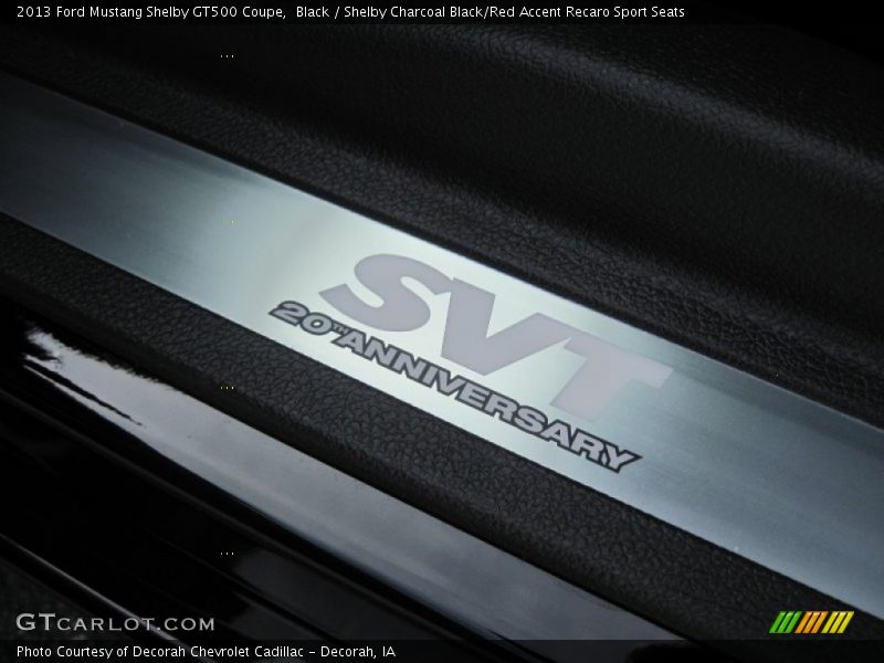 Black / Shelby Charcoal Black/Red Accent Recaro Sport Seats 2013 Ford Mustang Shelby GT500 Coupe
