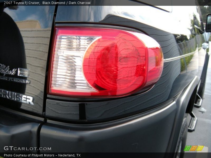 Black Diamond / Dark Charcoal 2007 Toyota FJ Cruiser