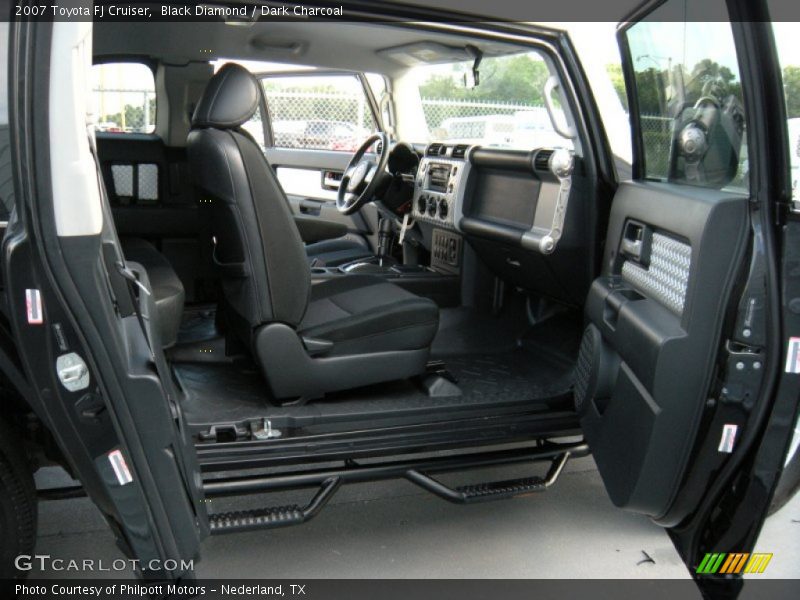 Black Diamond / Dark Charcoal 2007 Toyota FJ Cruiser