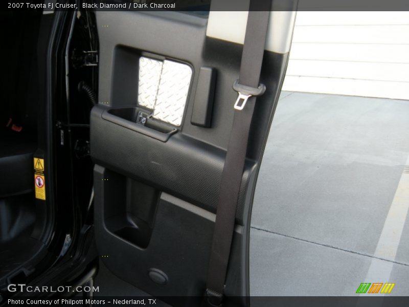 Black Diamond / Dark Charcoal 2007 Toyota FJ Cruiser
