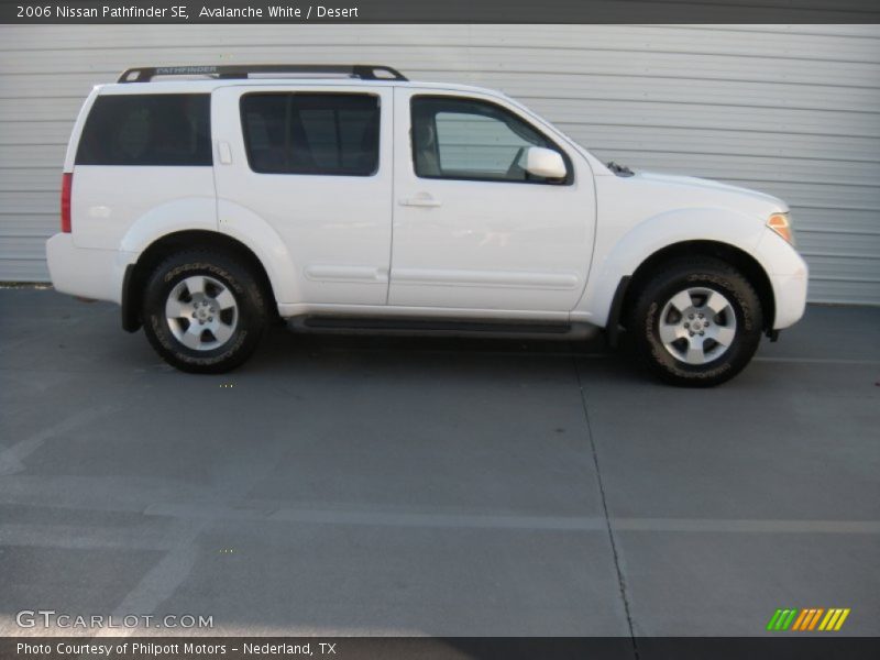  2006 Pathfinder SE Avalanche White