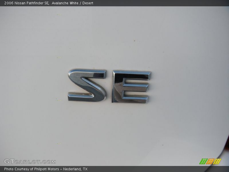 Avalanche White / Desert 2006 Nissan Pathfinder SE