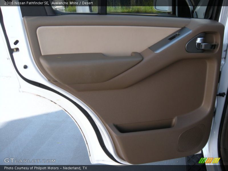 Avalanche White / Desert 2006 Nissan Pathfinder SE
