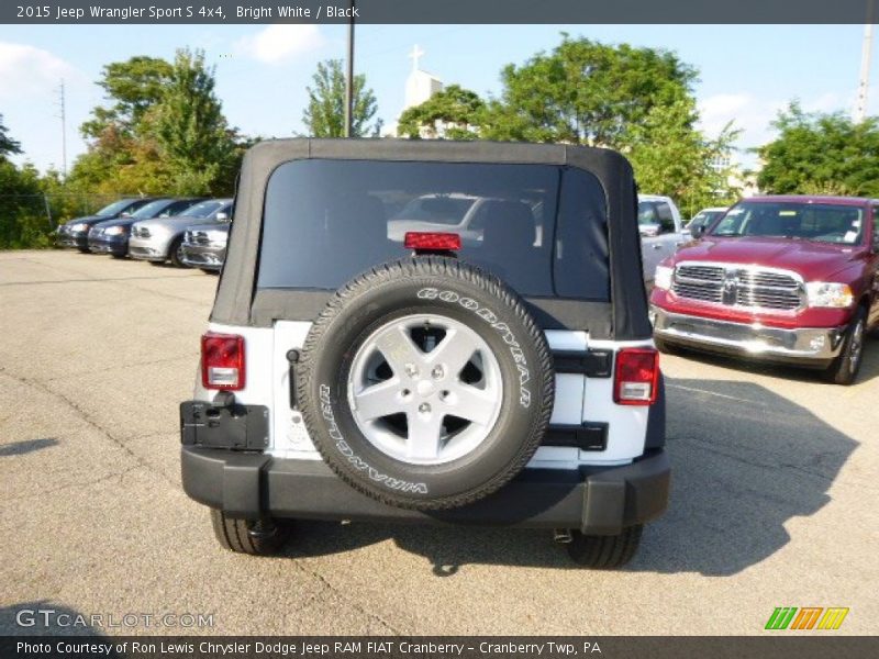Bright White / Black 2015 Jeep Wrangler Sport S 4x4