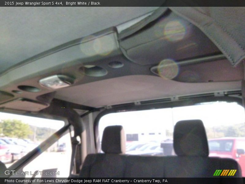 Bright White / Black 2015 Jeep Wrangler Sport S 4x4