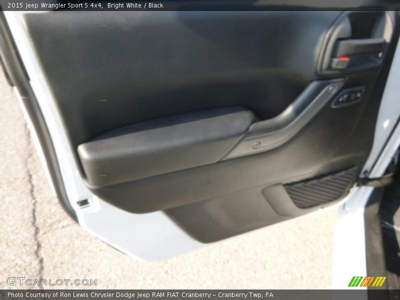 Bright White / Black 2015 Jeep Wrangler Sport S 4x4