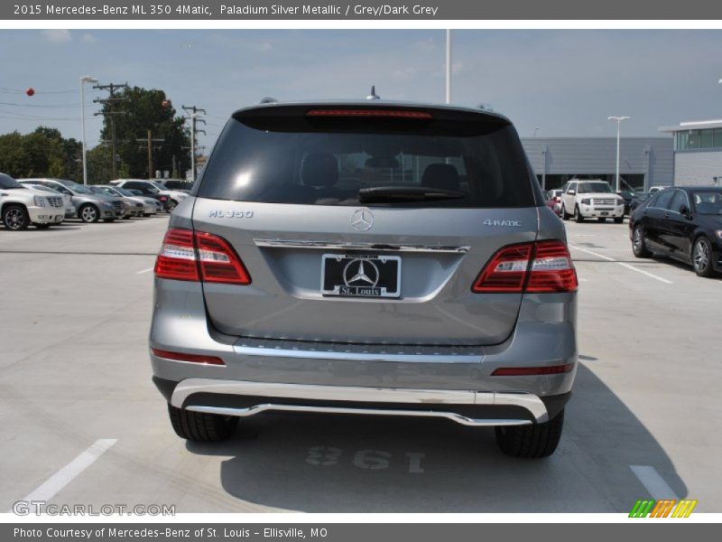Paladium Silver Metallic / Grey/Dark Grey 2015 Mercedes-Benz ML 350 4Matic