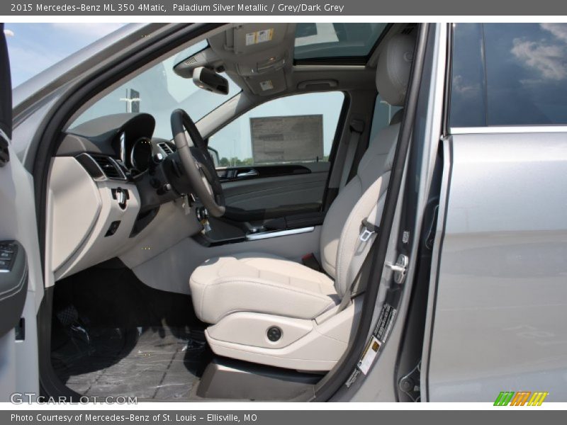 Paladium Silver Metallic / Grey/Dark Grey 2015 Mercedes-Benz ML 350 4Matic