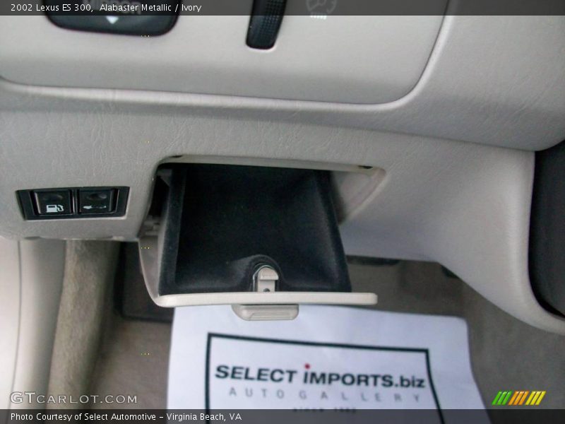 Alabaster Metallic / Ivory 2002 Lexus ES 300