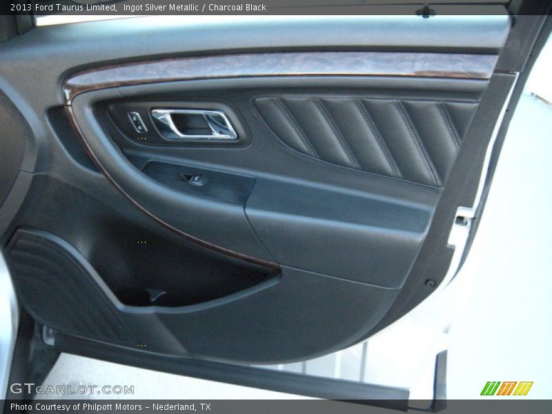 Ingot Silver Metallic / Charcoal Black 2013 Ford Taurus Limited