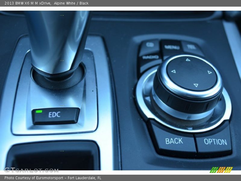Alpine White / Black 2013 BMW X6 M M xDrive