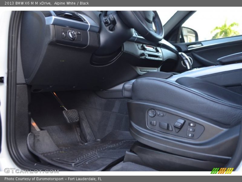 Alpine White / Black 2013 BMW X6 M M xDrive