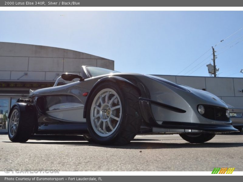 Silver / Black/Blue 2000 Lotus Elise 340R