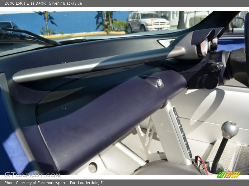 Dashboard of 2000 Elise 340R