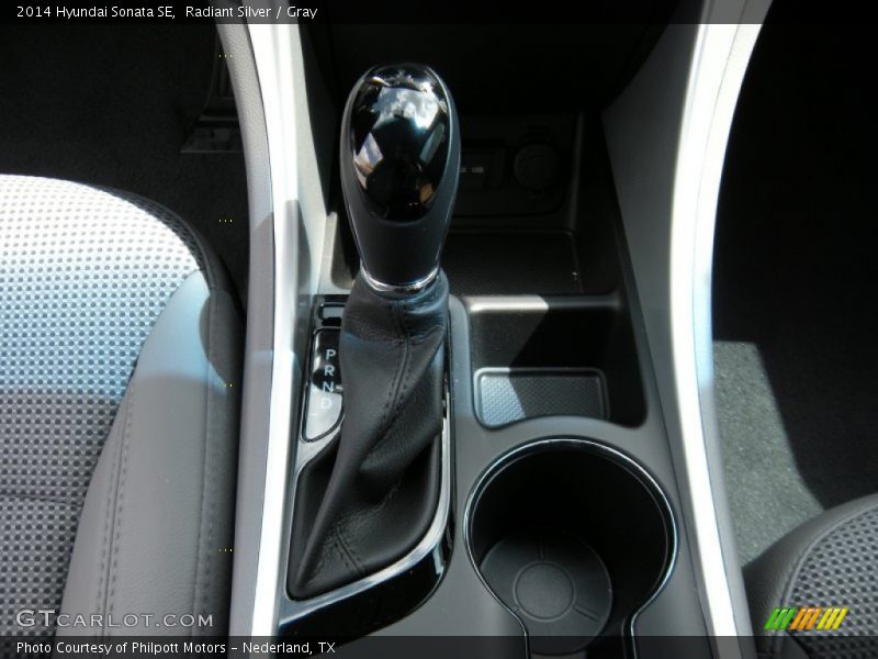 Radiant Silver / Gray 2014 Hyundai Sonata SE