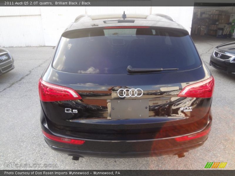 Brilliant Black / Black 2011 Audi Q5 2.0T quattro