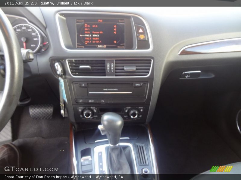 Brilliant Black / Black 2011 Audi Q5 2.0T quattro