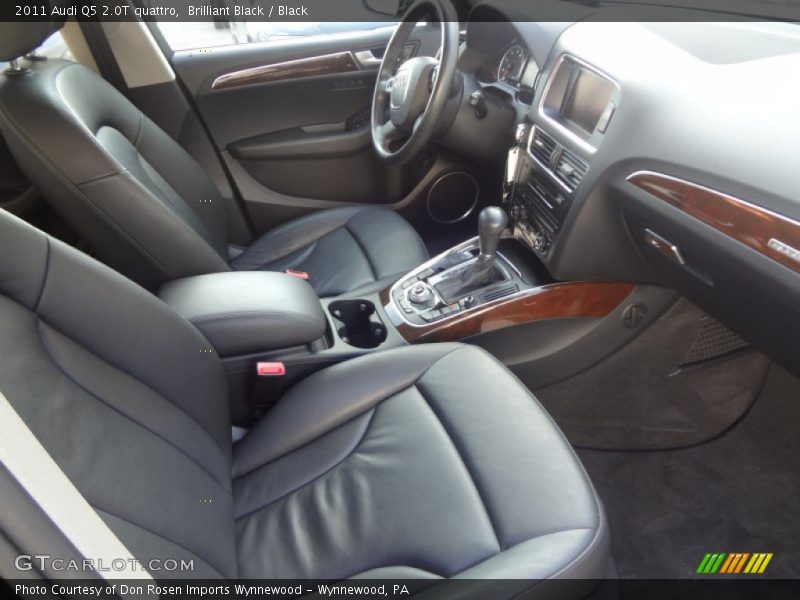 Brilliant Black / Black 2011 Audi Q5 2.0T quattro