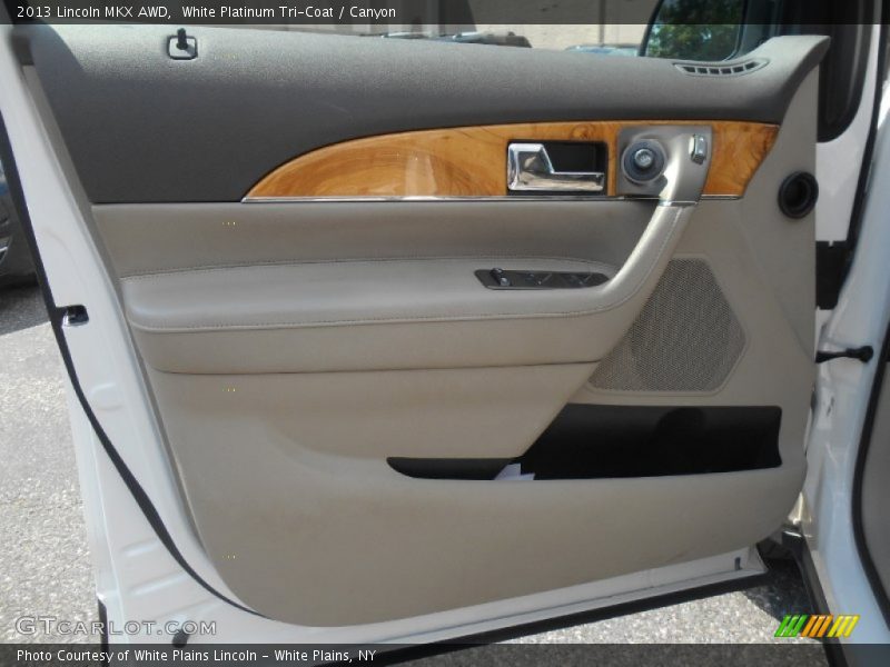 White Platinum Tri-Coat / Canyon 2013 Lincoln MKX AWD