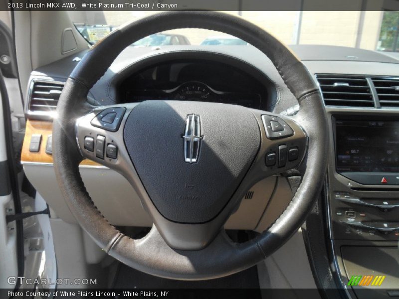 White Platinum Tri-Coat / Canyon 2013 Lincoln MKX AWD