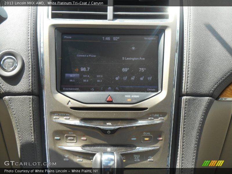 White Platinum Tri-Coat / Canyon 2013 Lincoln MKX AWD