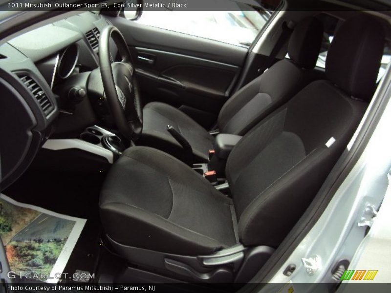Cool Silver Metallic / Black 2011 Mitsubishi Outlander Sport ES