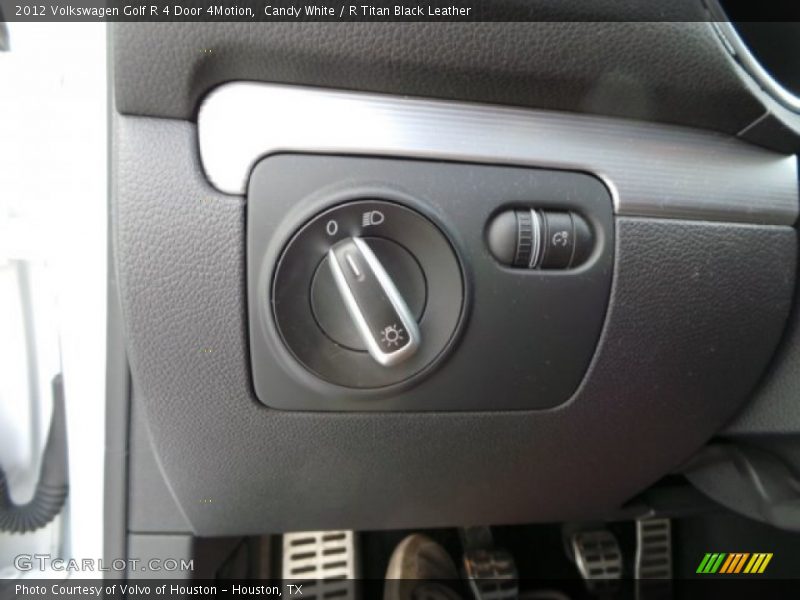 Candy White / R Titan Black Leather 2012 Volkswagen Golf R 4 Door 4Motion