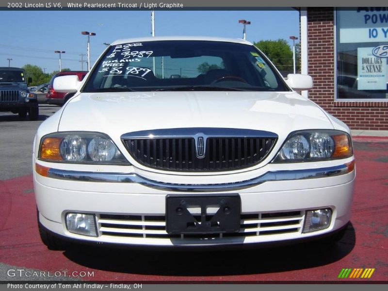 White Pearlescent Tricoat / Light Graphite 2002 Lincoln LS V6