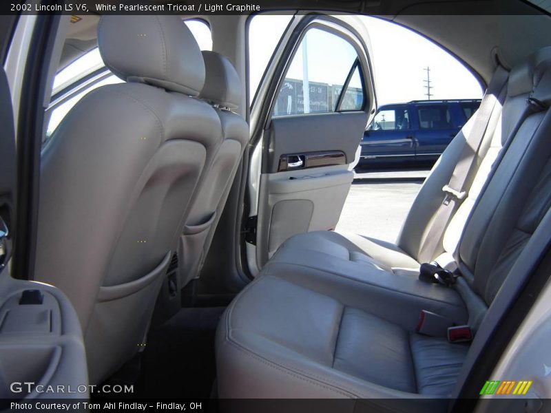 White Pearlescent Tricoat / Light Graphite 2002 Lincoln LS V6