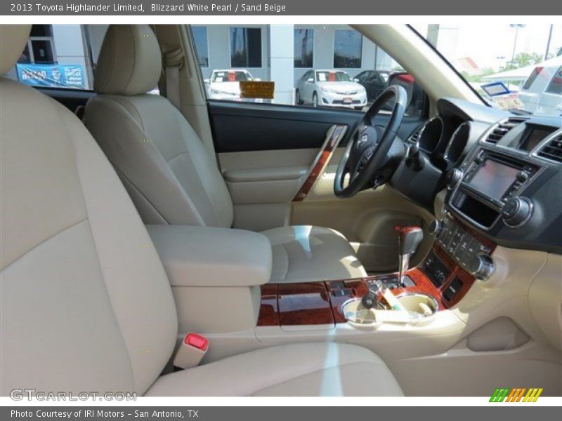Blizzard White Pearl / Sand Beige 2013 Toyota Highlander Limited