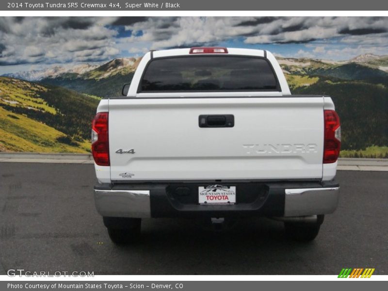 Super White / Black 2014 Toyota Tundra SR5 Crewmax 4x4