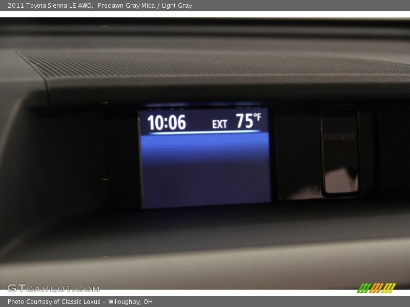 Predawn Gray Mica / Light Gray 2011 Toyota Sienna LE AWD