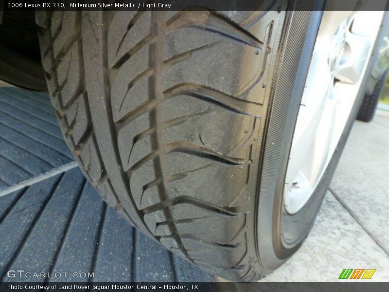Millenium Silver Metallic / Light Gray 2006 Lexus RX 330