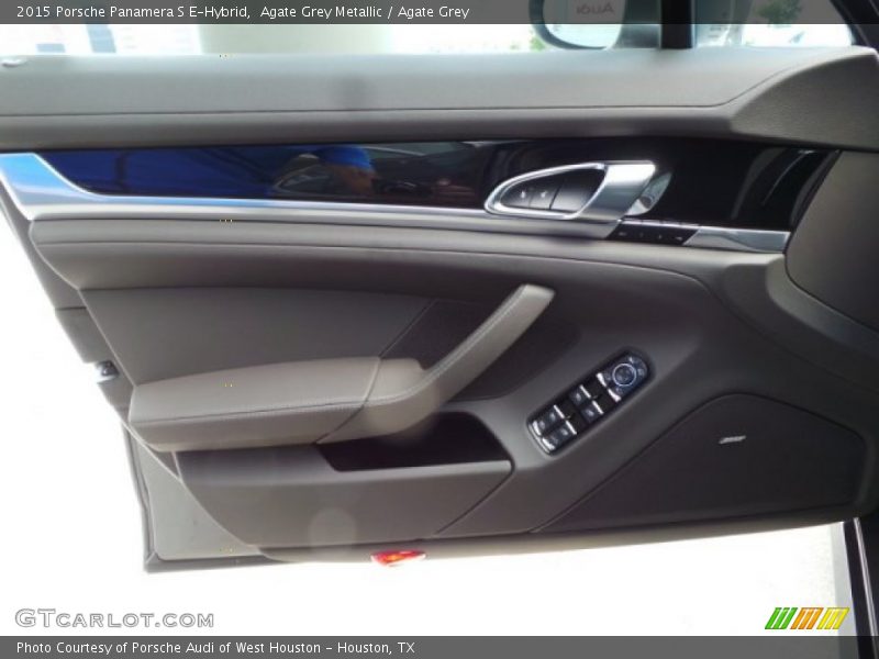 Door Panel of 2015 Panamera S E-Hybrid