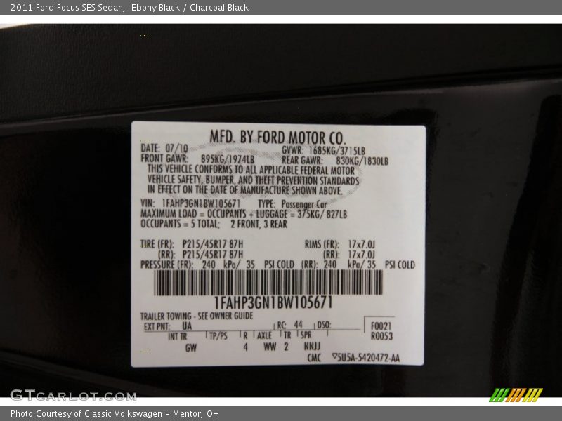 Ebony Black / Charcoal Black 2011 Ford Focus SES Sedan