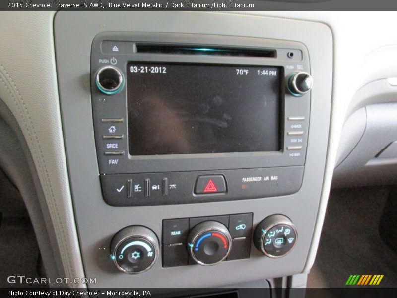 Controls of 2015 Traverse LS AWD