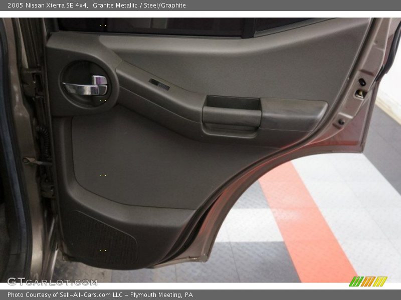 Granite Metallic / Steel/Graphite 2005 Nissan Xterra SE 4x4