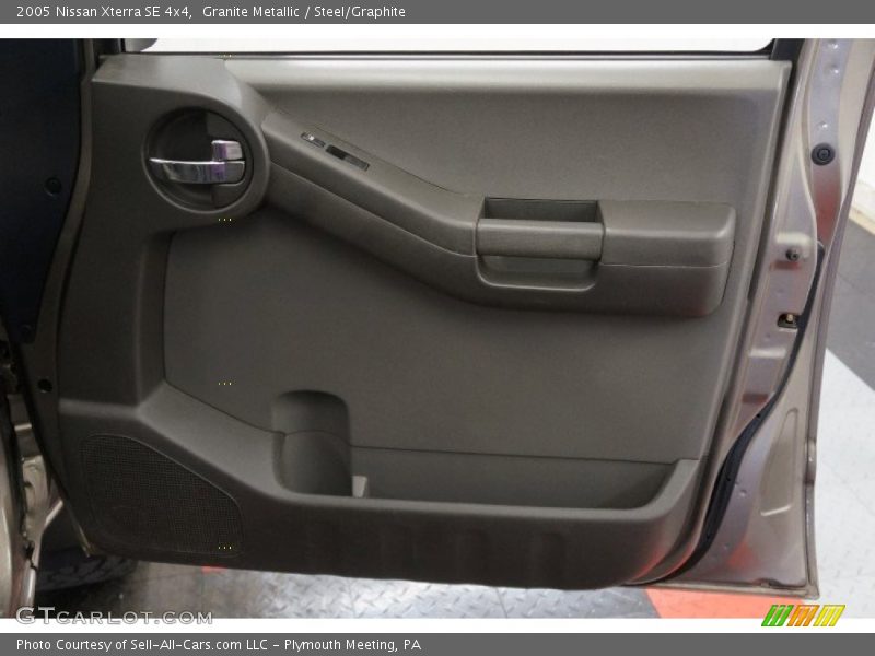 Granite Metallic / Steel/Graphite 2005 Nissan Xterra SE 4x4
