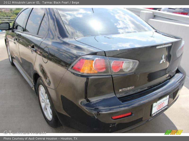 Tarmac Black Pearl / Beige 2012 Mitsubishi Lancer ES